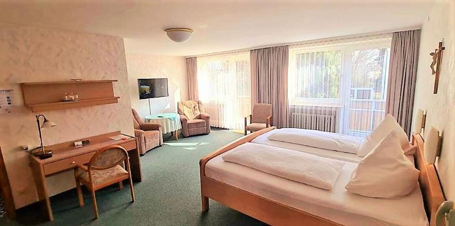 Hotel Seemueller バート・ヴェリスホーフェン エクステリア 写真